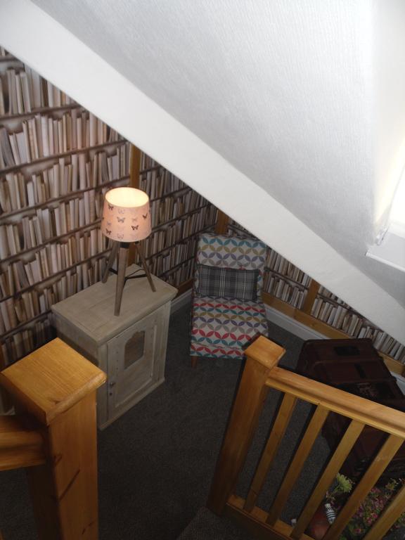 Claremont House Holiday Apartments Llandudno Room photo