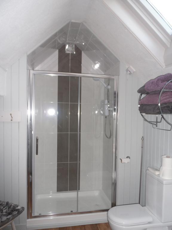 Claremont House Holiday Apartments Llandudno Room photo