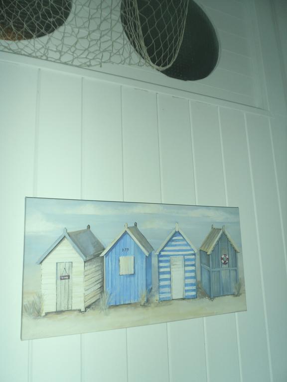 Claremont House Holiday Apartments Llandudno Room photo