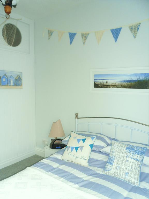Claremont House Holiday Apartments Llandudno Room photo