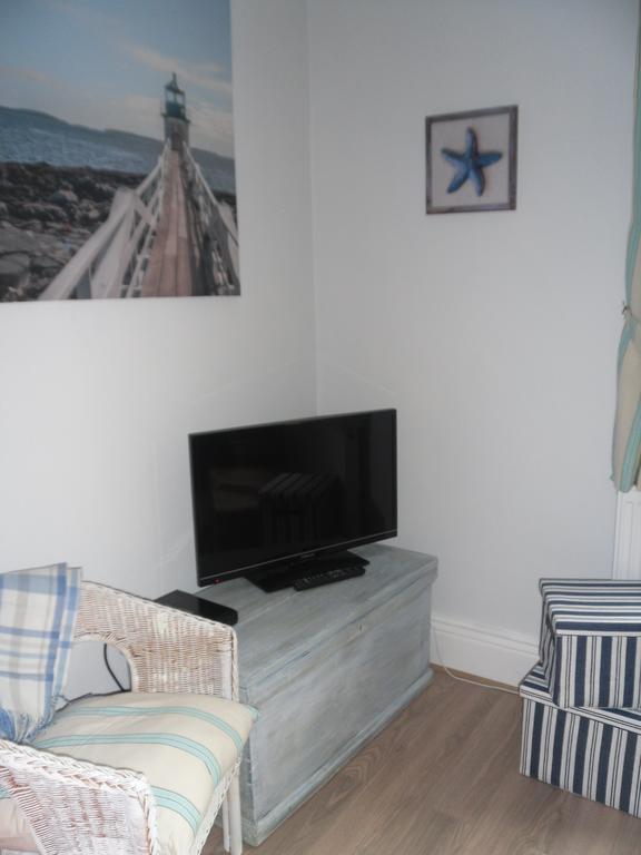 Claremont House Holiday Apartments Llandudno Room photo